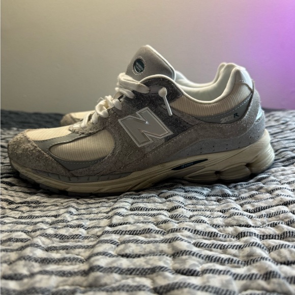 New balance 2002r SIZE 11.5 - Picture 3 of 6